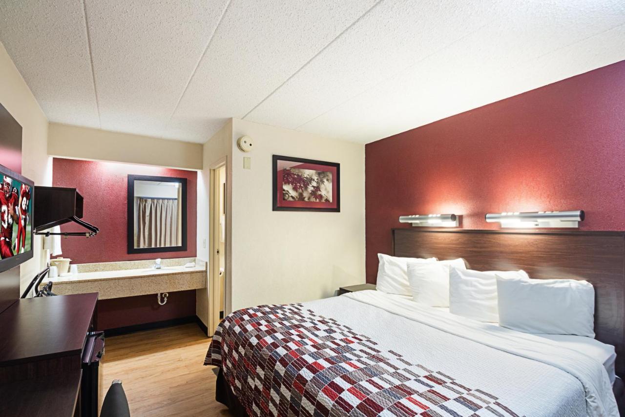 Cherry Grove Red Roof Inn Cincinnati East - Beechmont מראה חיצוני תמונה