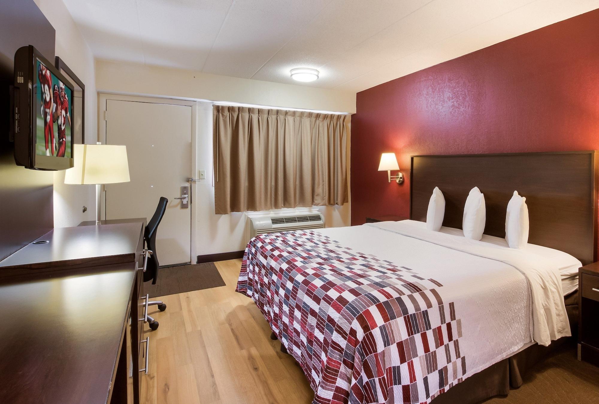 Cherry Grove Red Roof Inn Cincinnati East - Beechmont מראה חיצוני תמונה