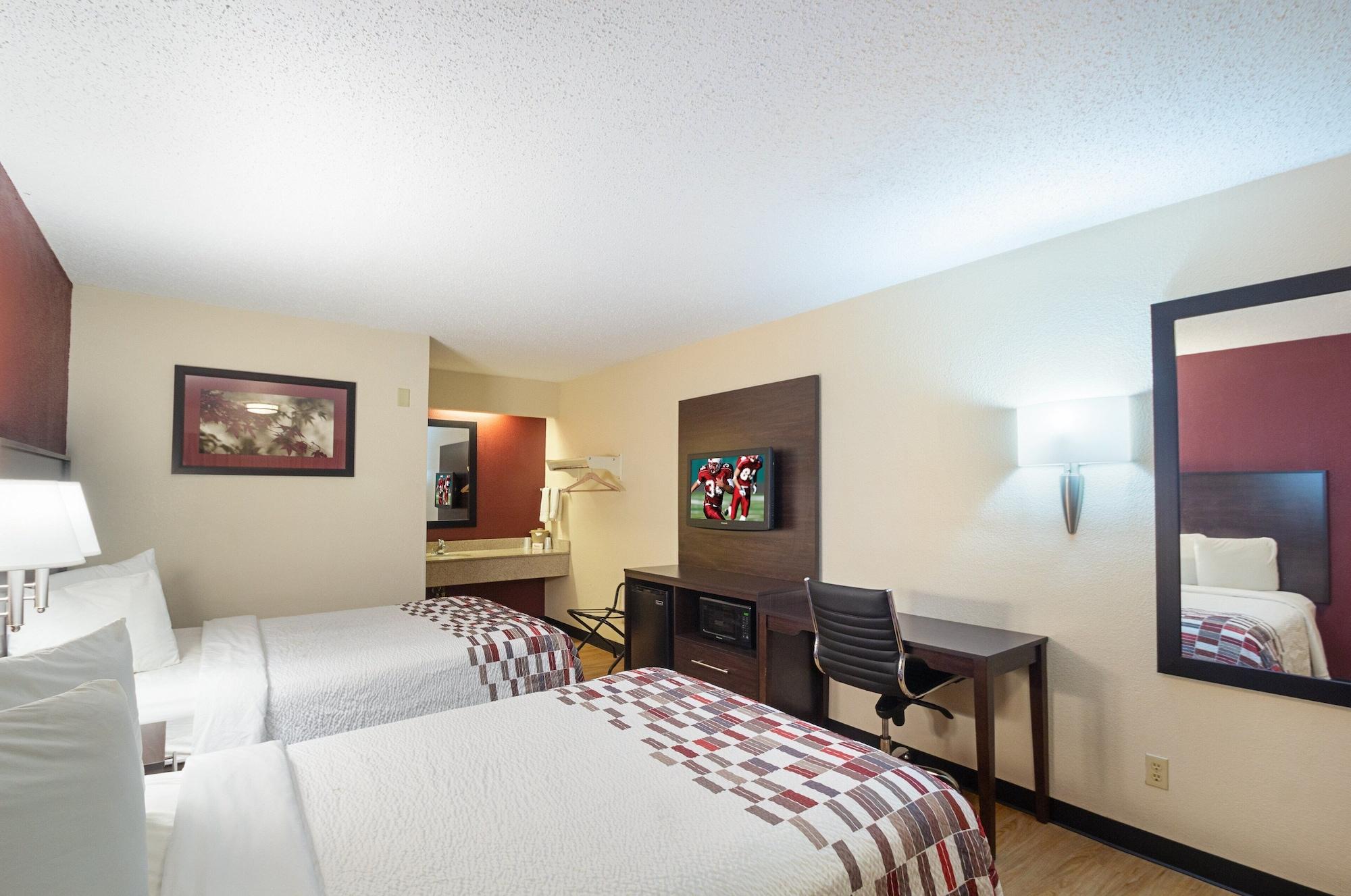 Cherry Grove Red Roof Inn Cincinnati East - Beechmont מראה חיצוני תמונה